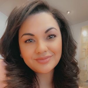 Meet your Posher, Veronica